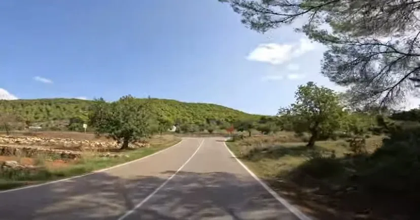 Buscastell Road, to Cala Salada